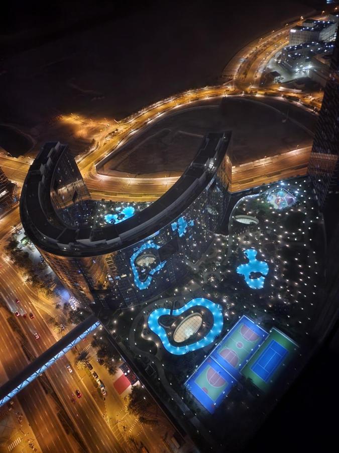 Cozy 1Br In Iconic Tower Apartment อาบูดาบี ภายนอก รูปภาพ
